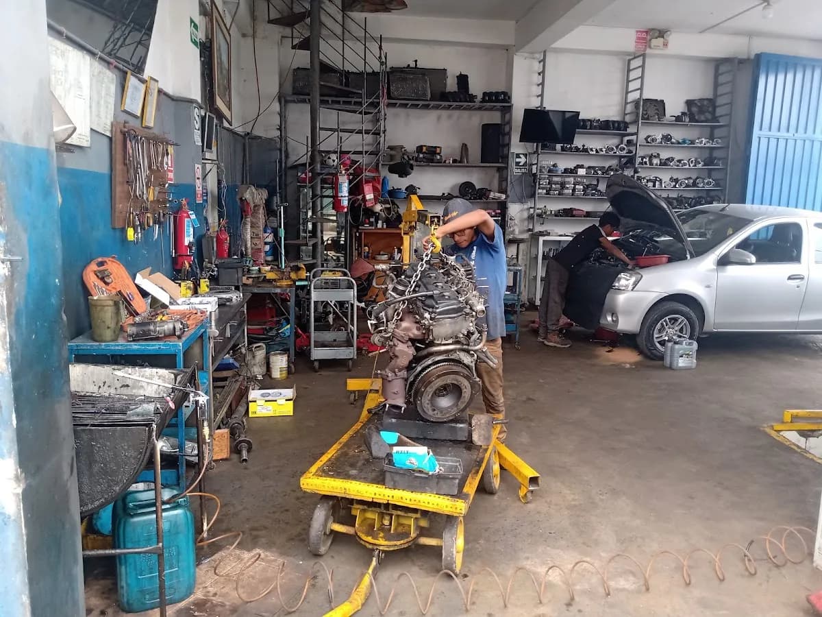 Mecatronica Automotriz NEW CAR SUR