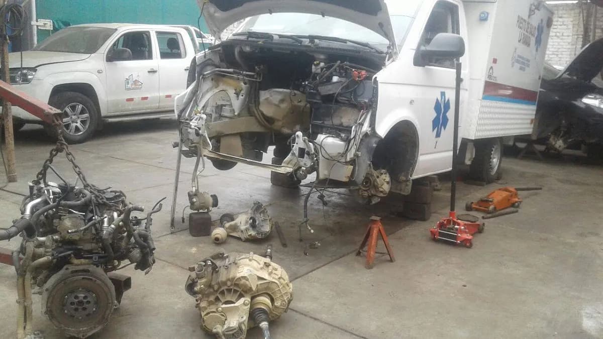 Autoservicios Henry SAC