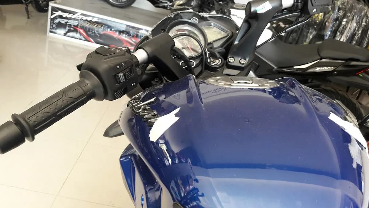 AUTOMOTRIZ EL VOLCÁN EIRL
