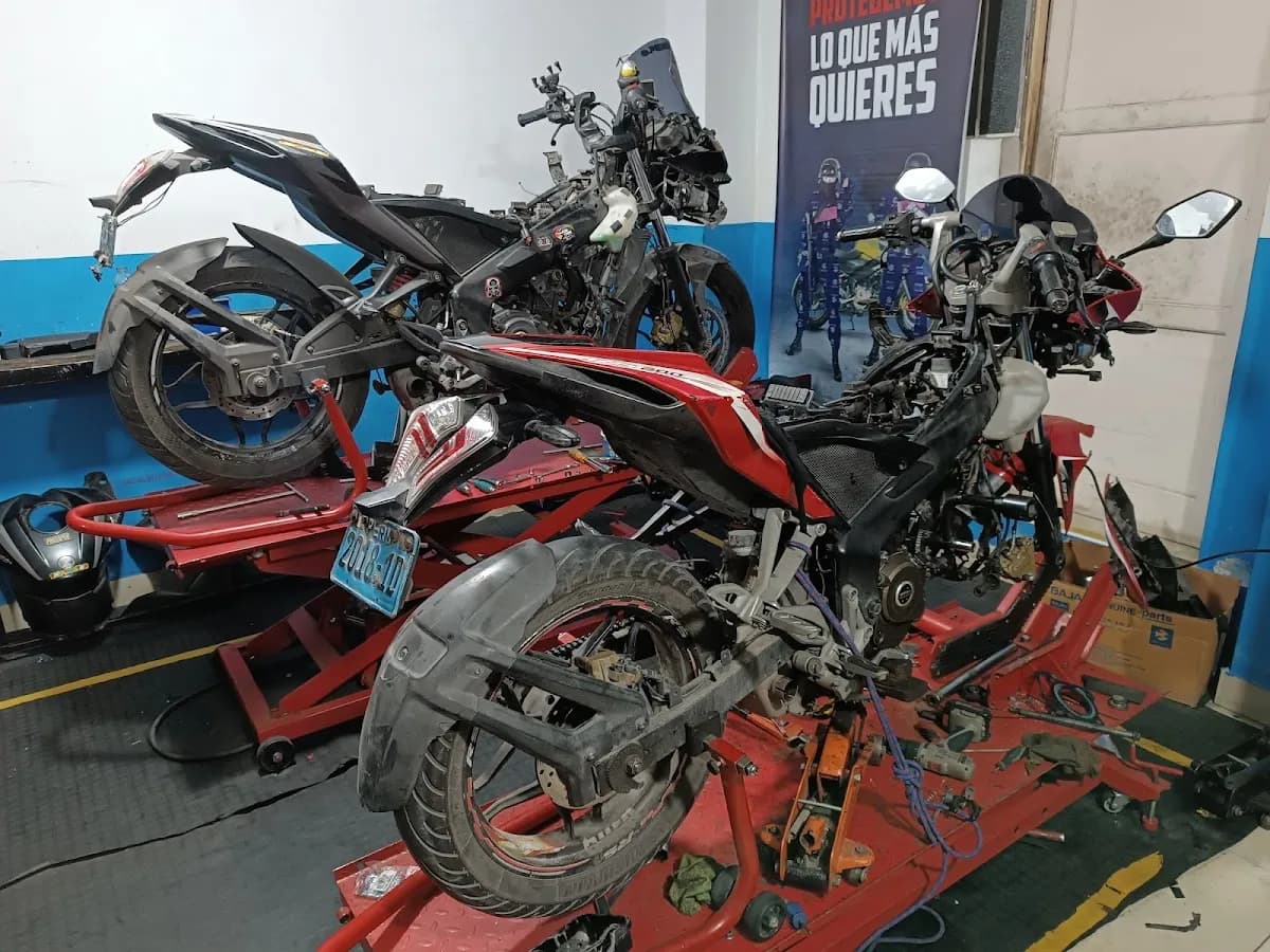 Taller Amigos Pulsar Arequipa