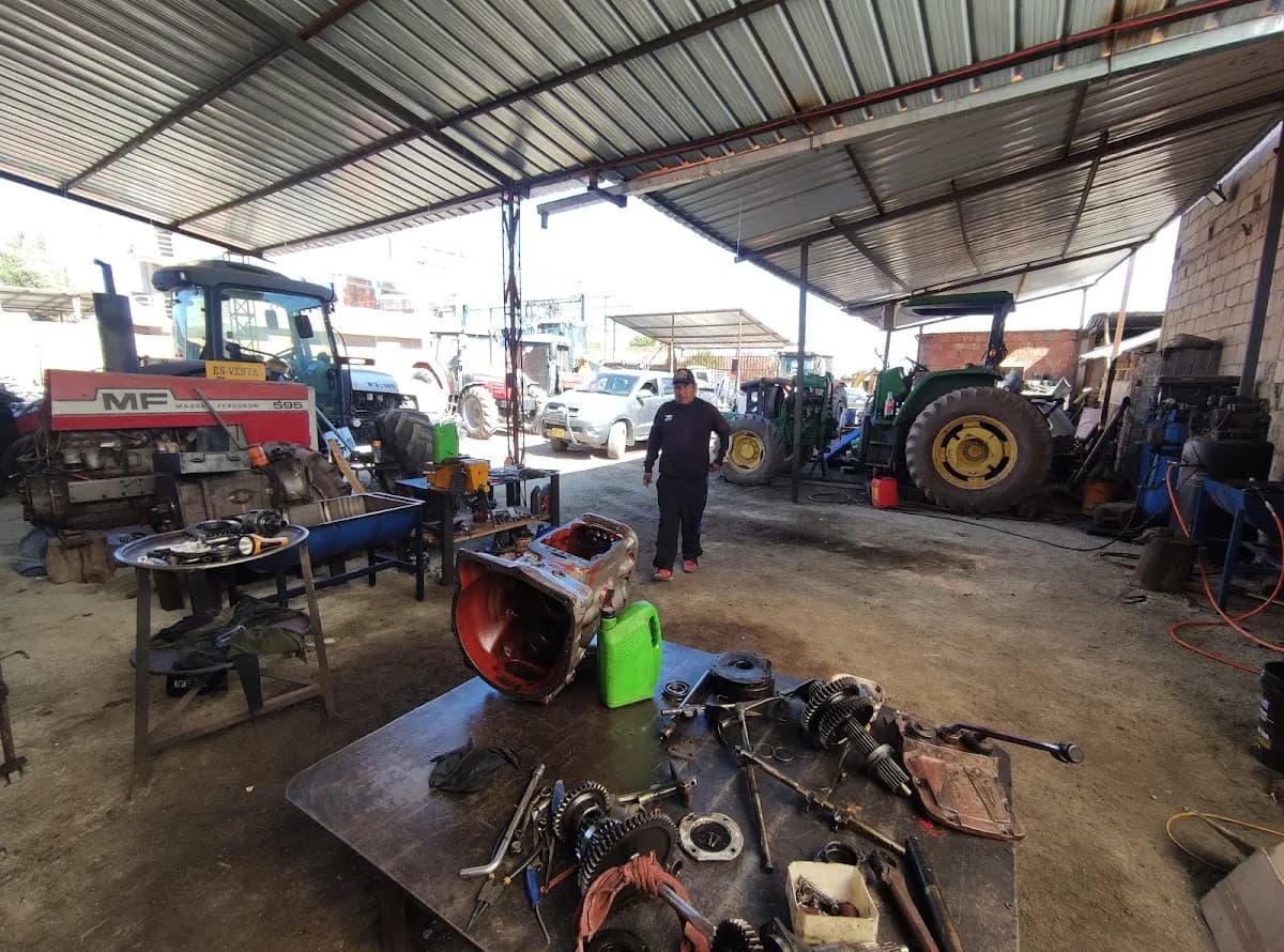 Servitractor y Maquinarias "San Hilarion"