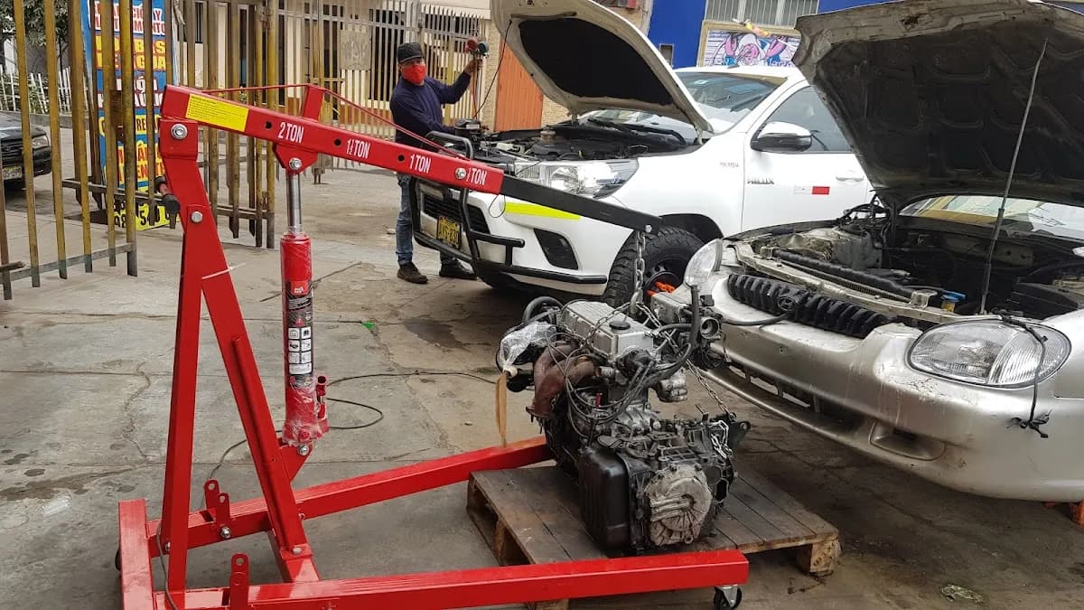 Oscar Servicio eléctrico y electrónico automotriz llaves y reparacion de ecus