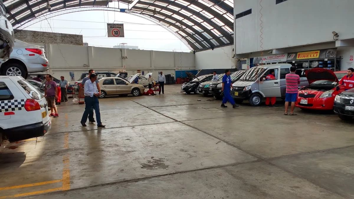 Iza Motor Peru SAC - Zarate