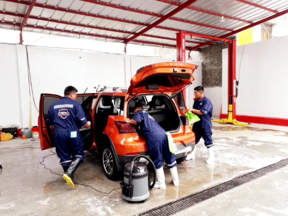 RALLY MOTORS FACTORY