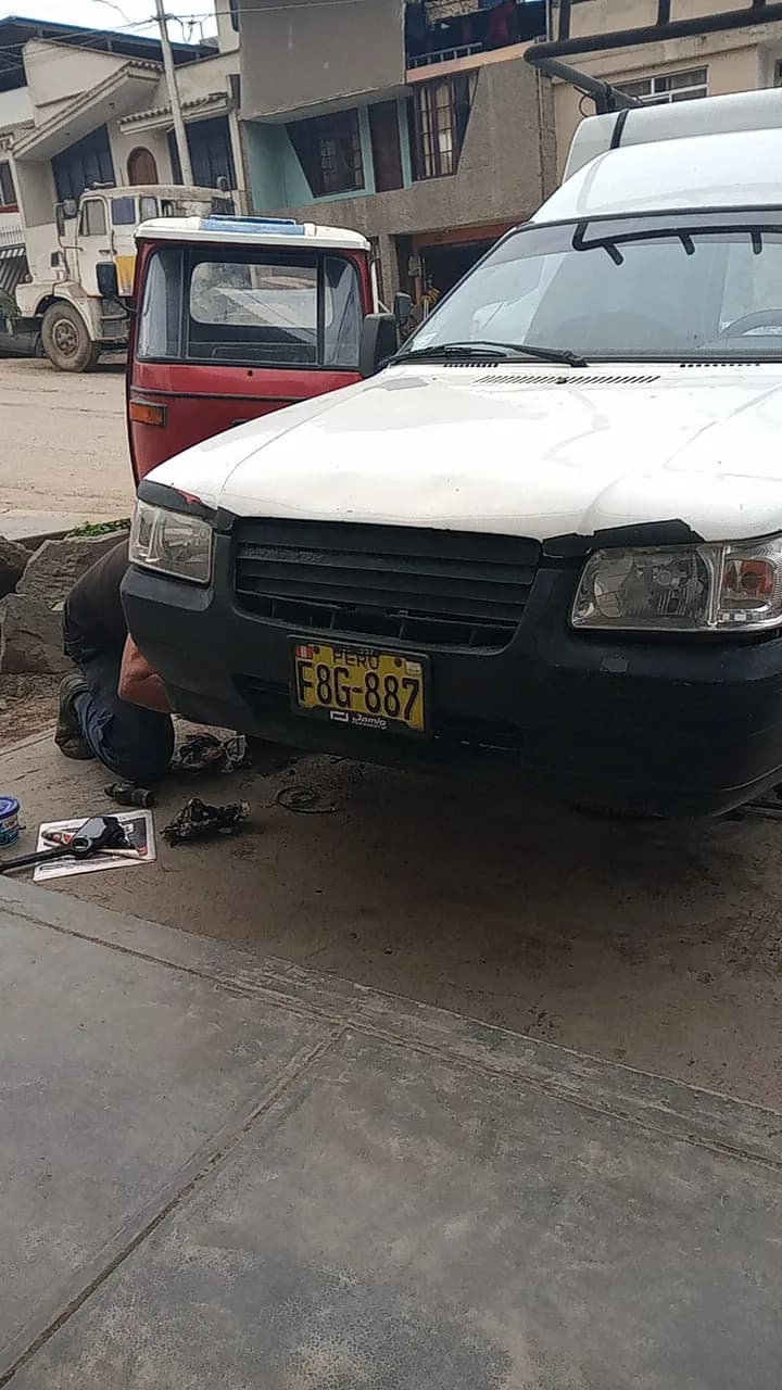 Taller Automotriz "TAPIA" - Alineamiento y Dirección