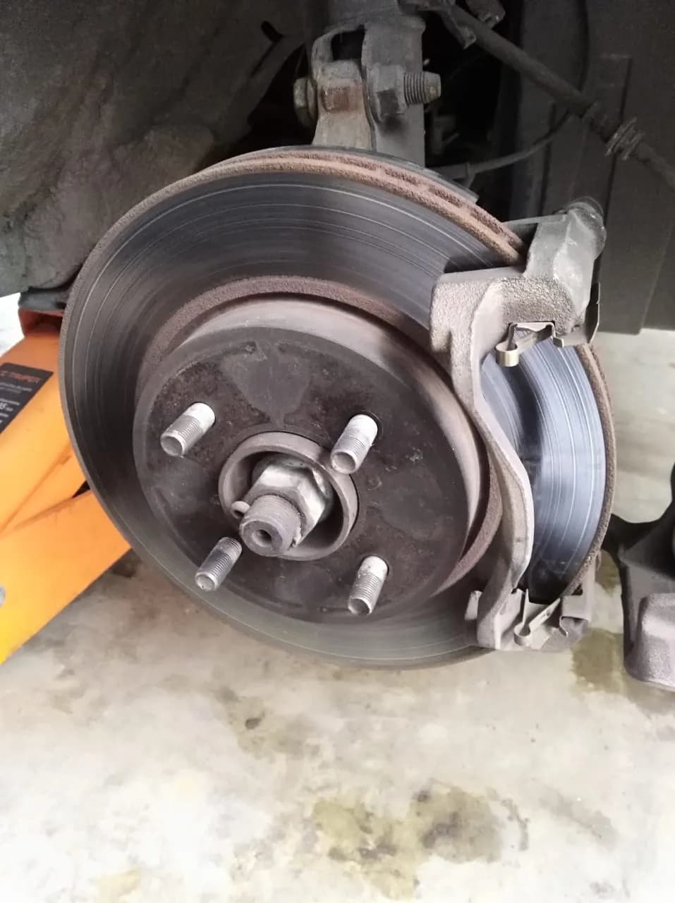 Mecánica Automotriz y Lubricentro CEGAR