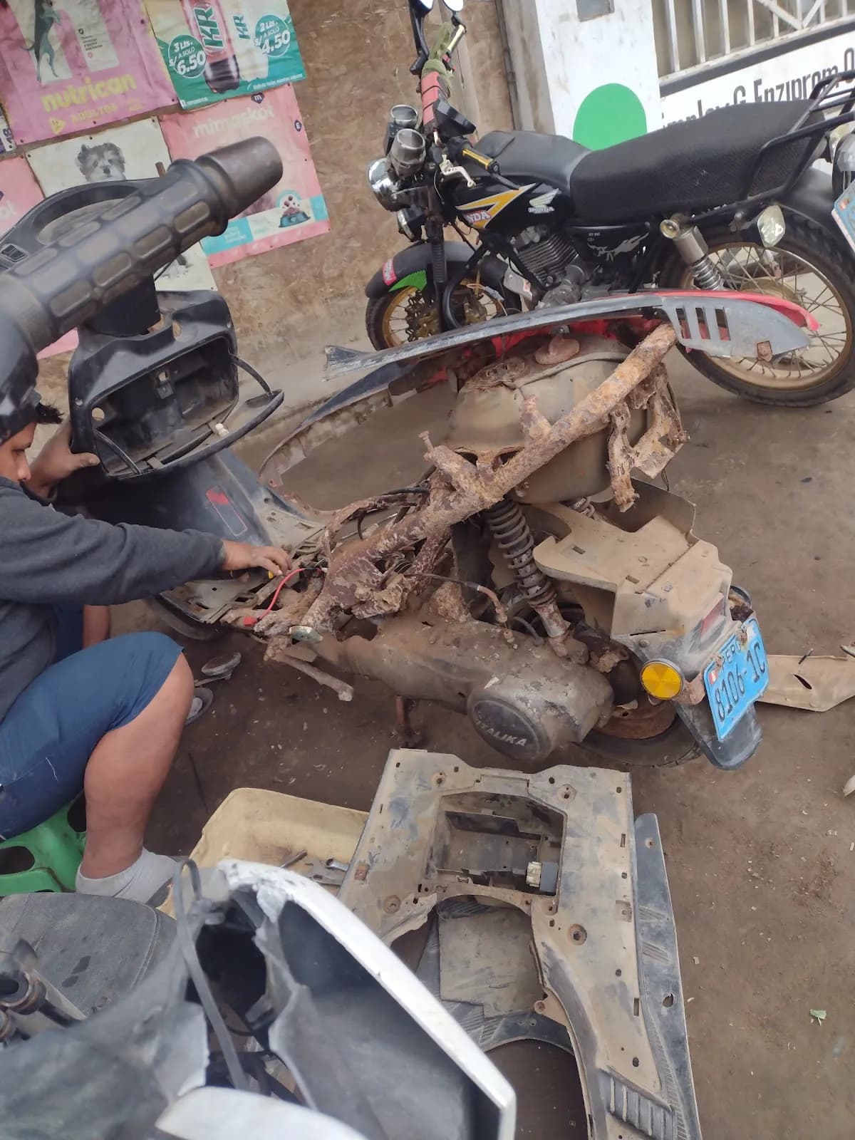 Mecánica de moto Jheremi motors
