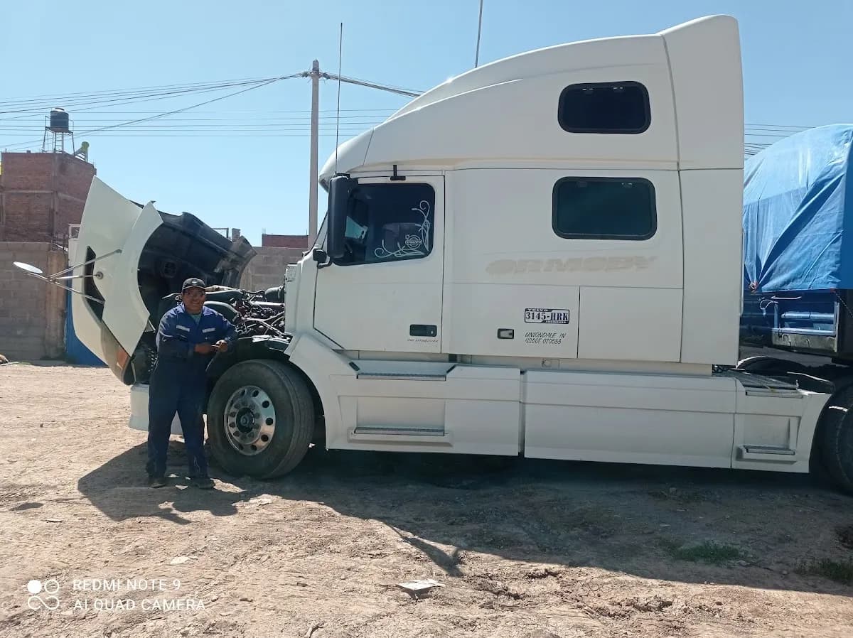 Multiservicios pacoricona S.R.L LEO