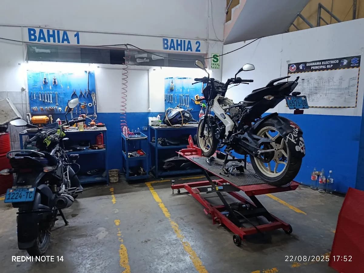 TALLER AUTORIZADO BAJAJ "ZONA NITRO MOTORS"